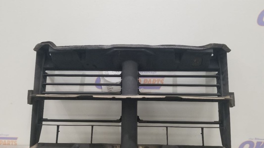 14 DODGE RAM 1500 AIR SHUTTER 3.0L