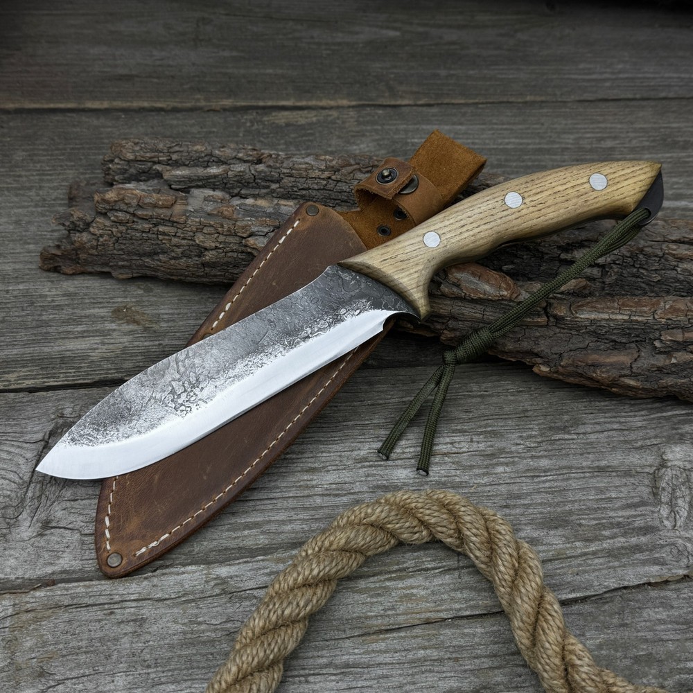 Forged Hunting Knife. Razor Sharp Blade (Fixed Blade). Tools for Camping.