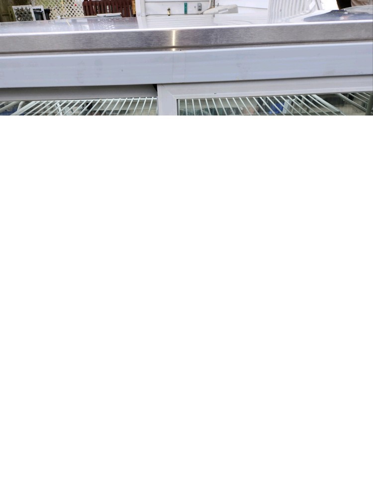 Beverage Air Refrigerated Glass Front Display Case