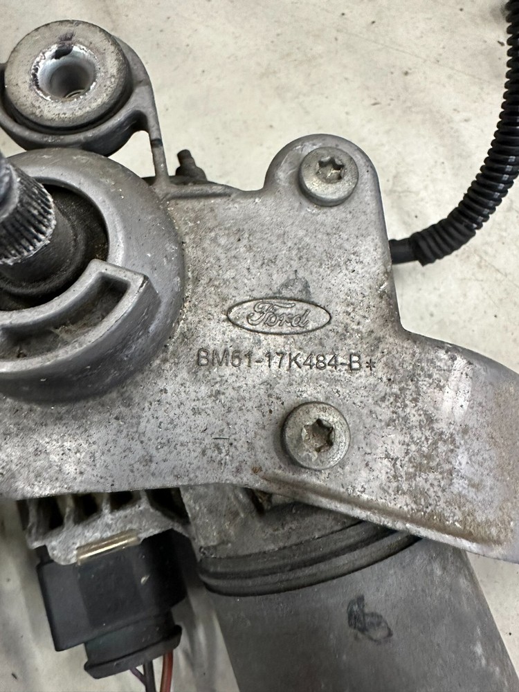Ford Focus 2012-2018 Passanger Right Windshield Wiper Motor