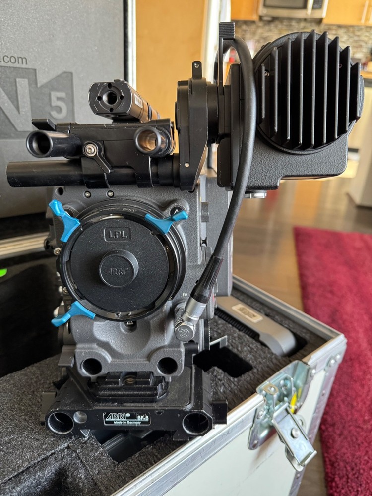 ARRI ALEXA LF Camera Package Large Format 4.5K 1329 Hours