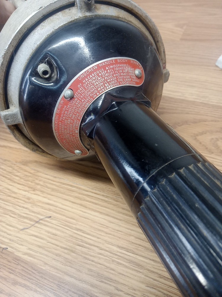 Crouse Hinds EVH106 Explosion Proof Hand Light Model 70