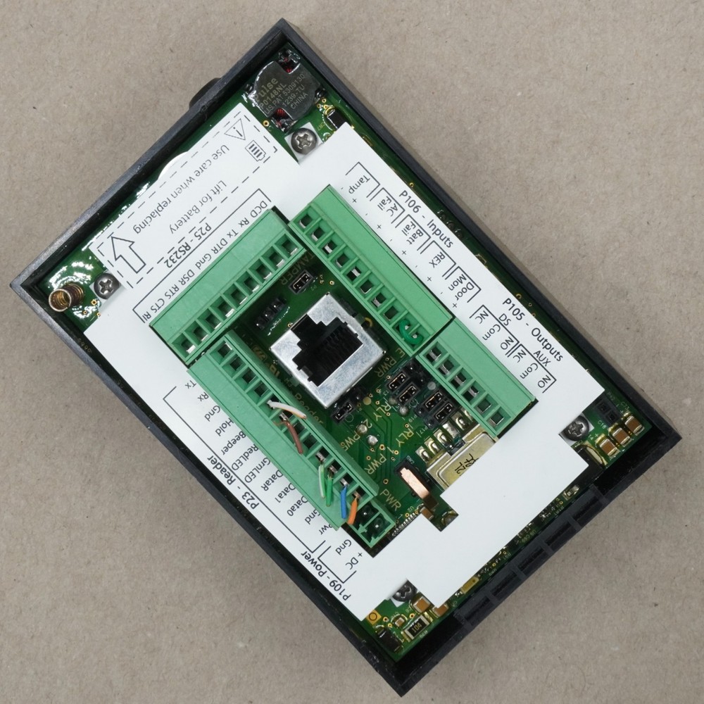 HID 82000BKE EdgePlus E400 Access Control Controller