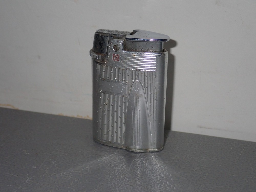 Vintage Ronson Starflame Varaflame Lighter