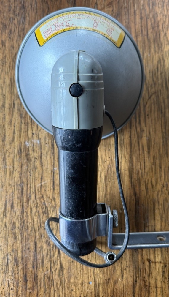 Vintage Kodak Flasholder Model B With Bracket