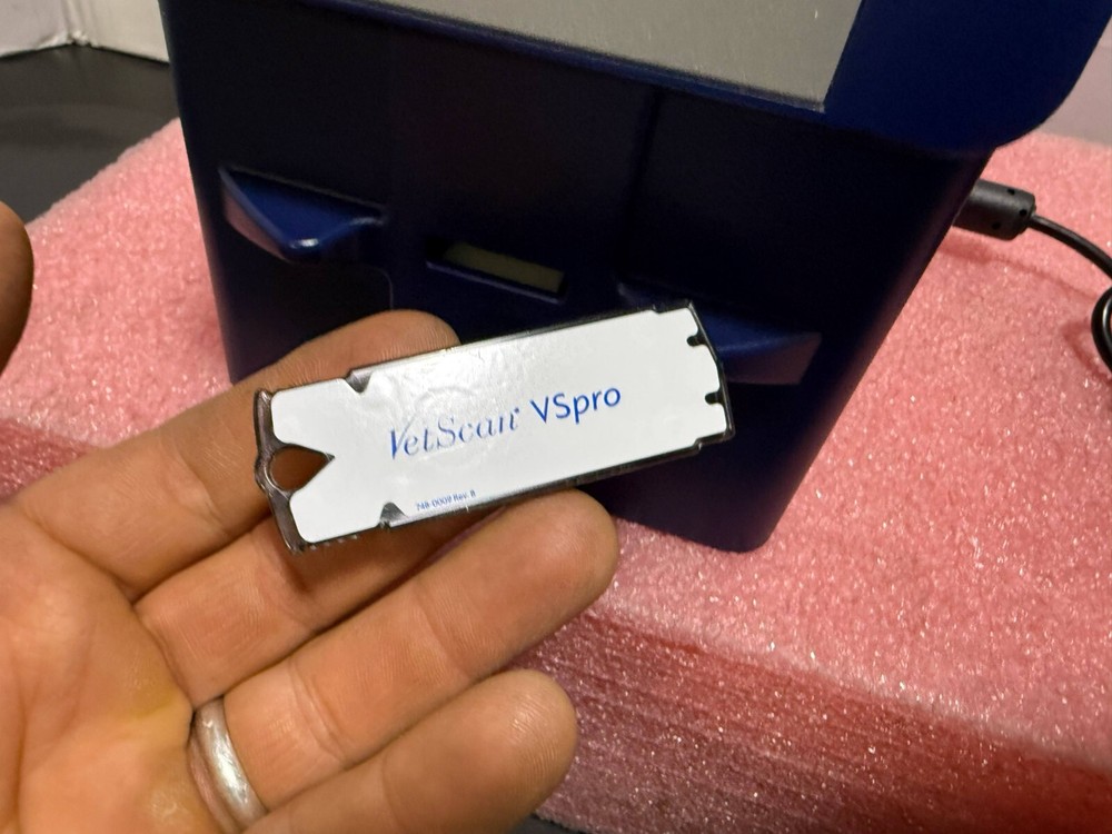 ABAXIS ZOETIS VSPRO VETERINARY COAGULATION BLOOD ANALYZER w Software