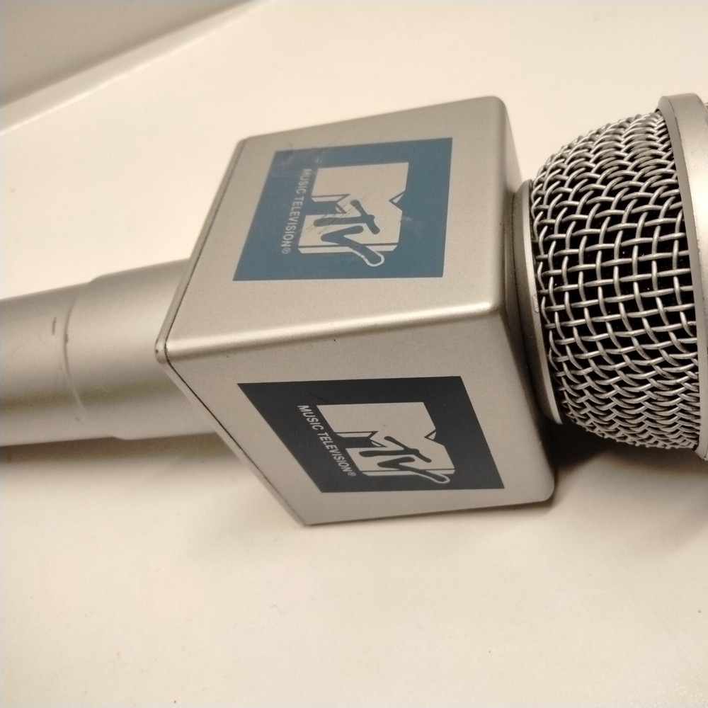 MTV Microphone Singing Machine Wired Dynamic Microphone Karaoke