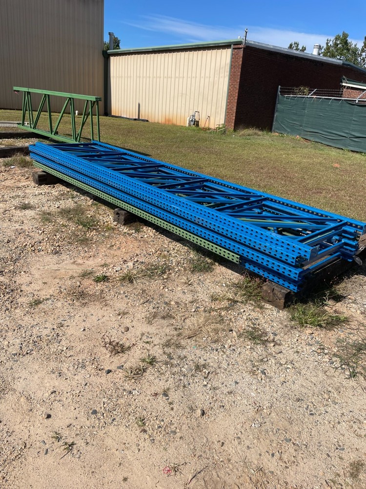 Used Teardrop Uprights - 42" x 16'