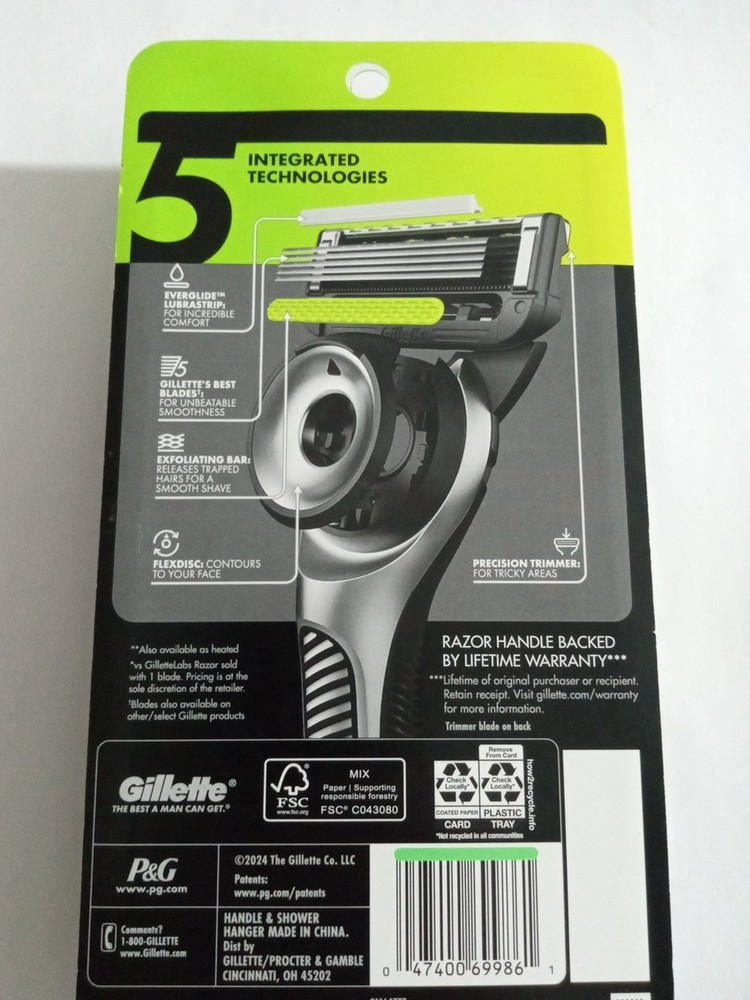 GilletteLabs Value Pack Razor Handle + 5 Blade Refills + Shower Hanger