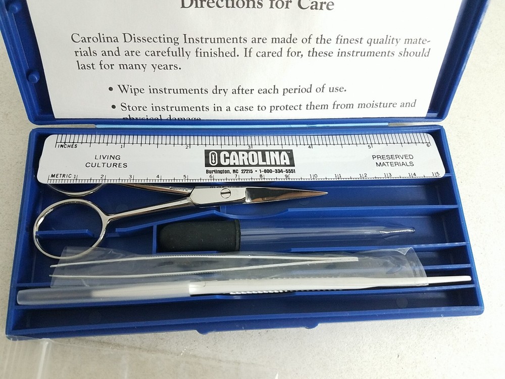 Carolina Dissecting Instruments Set In Case