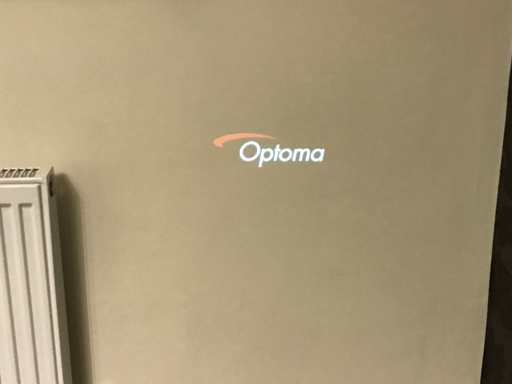 Optoma EP719R Projector