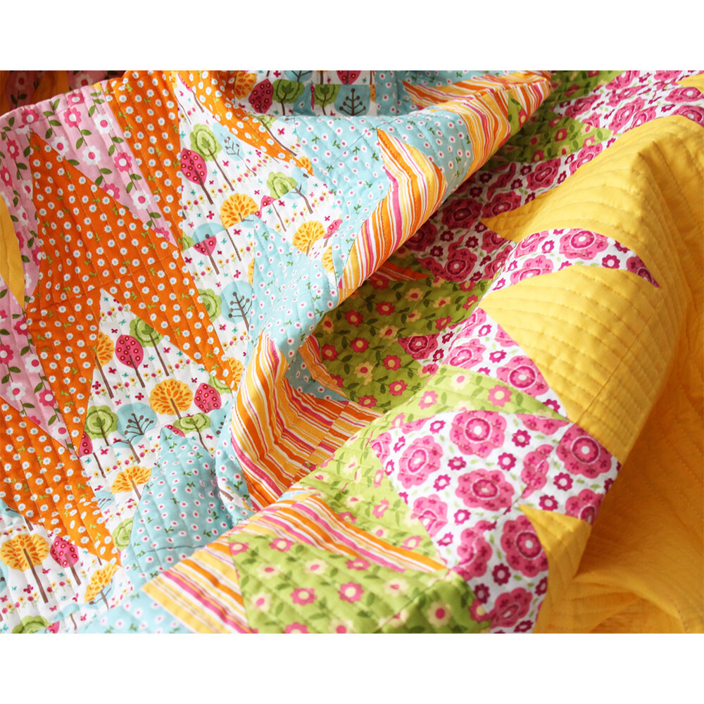 Sassafras Lane Designs, Firelights Lane Quilt Pattern