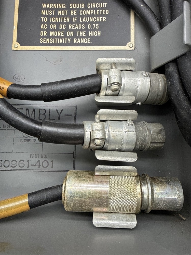 US Army TEST ASSEMBLY SQUIB Launcher explosive Booster Ordnance Corps Circuit