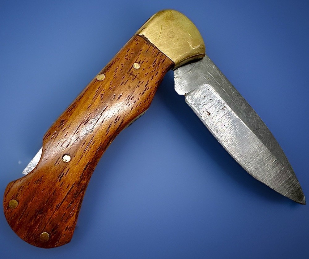 Nice Hand-Made Hardwood Handle Lock-back Knife      Interesting EDC