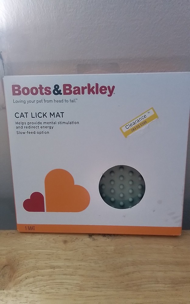 Boots & Barkley Cat Feeding Lick Mat - Light Green