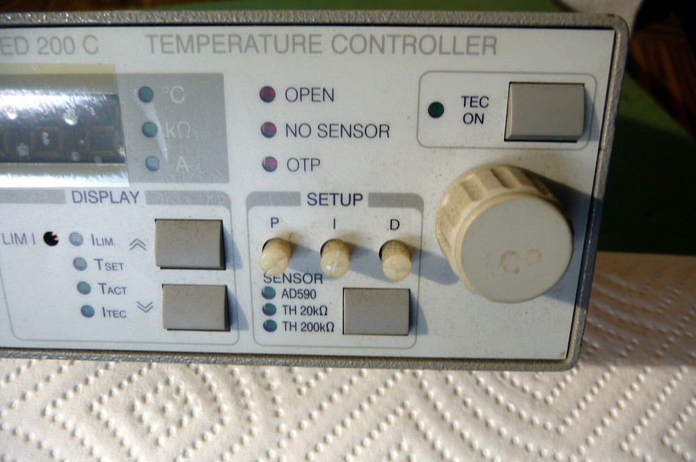THOR LABS TED200C temperature controller