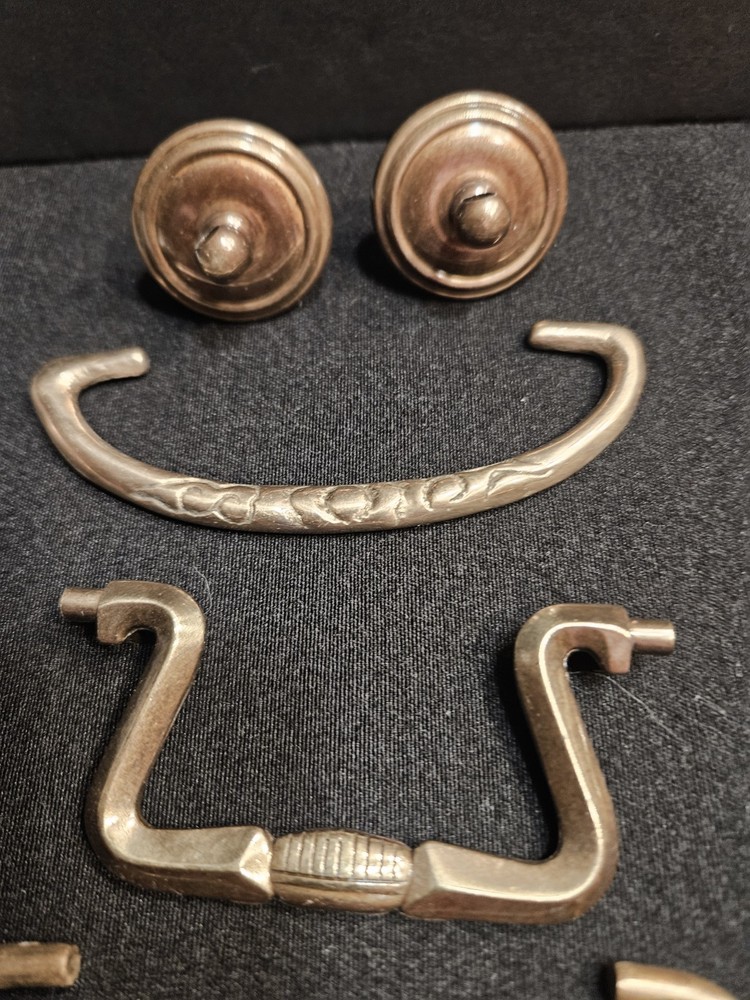 SET OF MISC BRASS PULLS