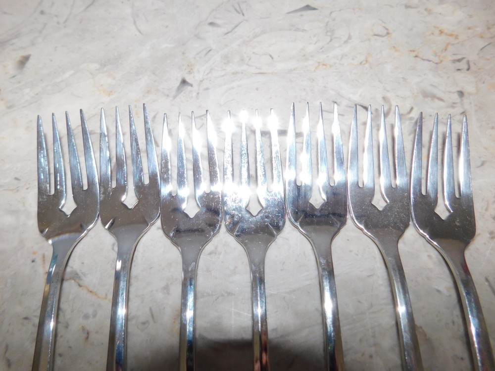 Oneida GOLDEN KENWOOD 37pc Total