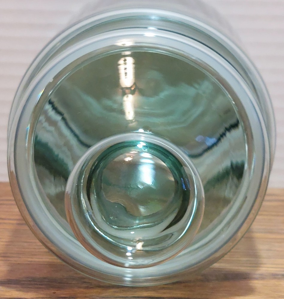 8.5" lidded rubber seal glass storage jar