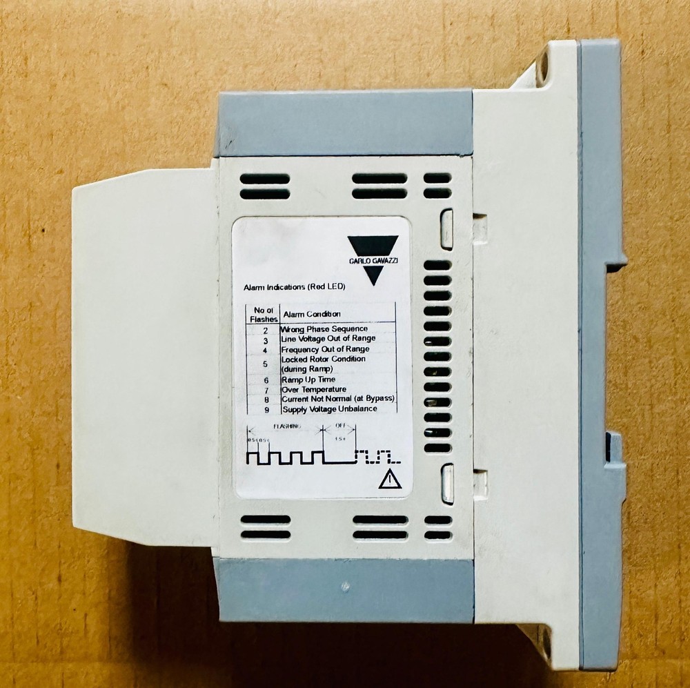 CARLO GAVAZZI,NIT4008A,compact AC semiconductor motor controller (RSGD)