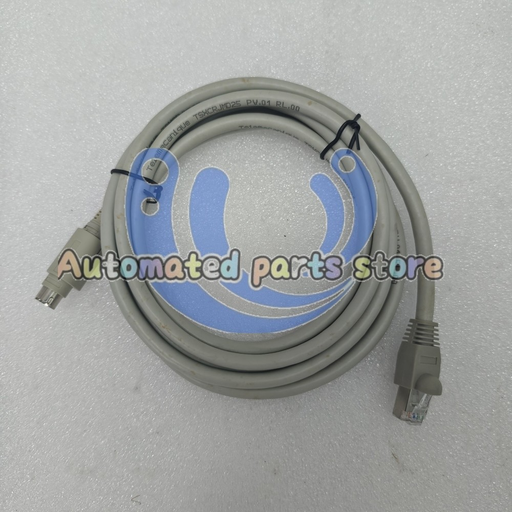 1PCS Schneider TSXCRJMD25 Programming Cable Sealed