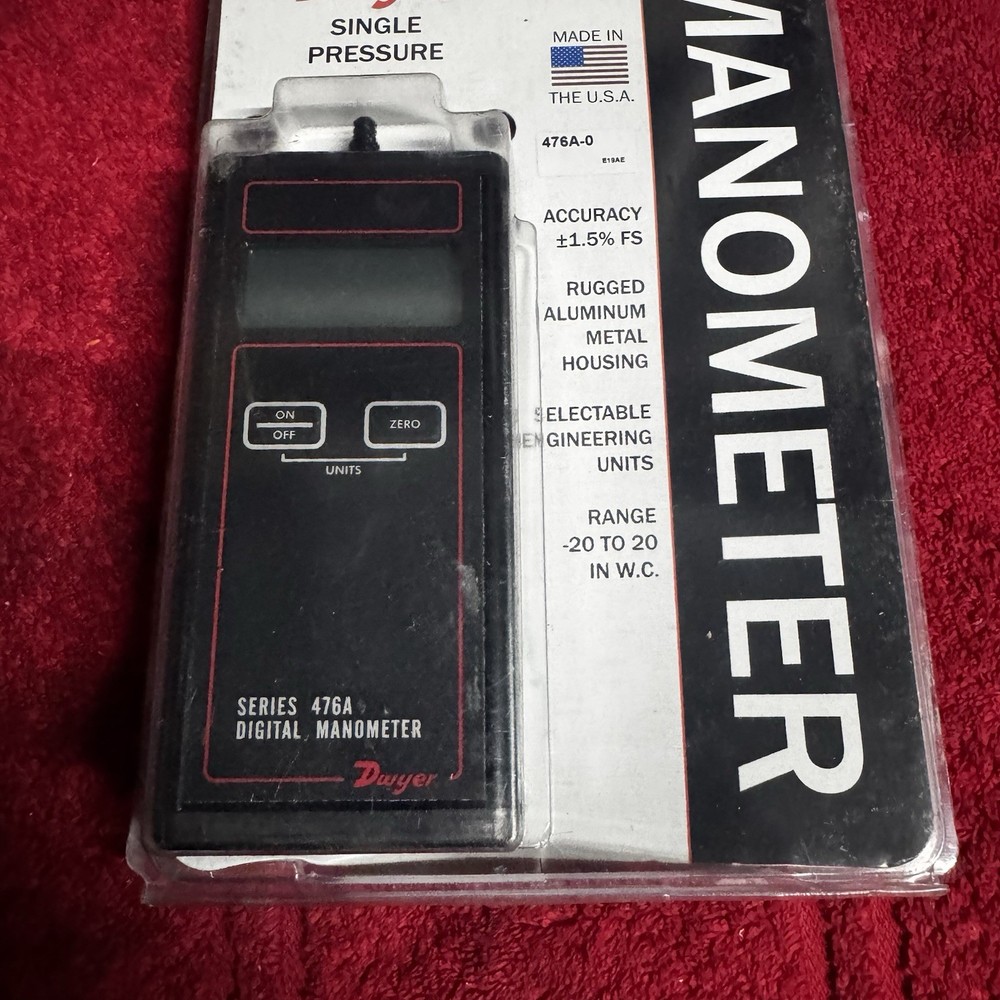 DWYER 476A DIGITAL MANOMETER Ne