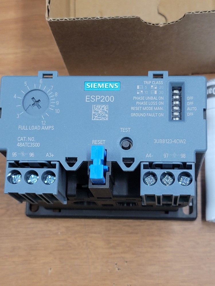 Siemens 48ATC3S00 ESP200 3-12 Amps Solid State Overload Relay 3UB8123-4CW2