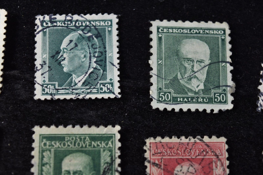 CZECHOSLOVAKIA 20 STAMPS 1925-37 USED