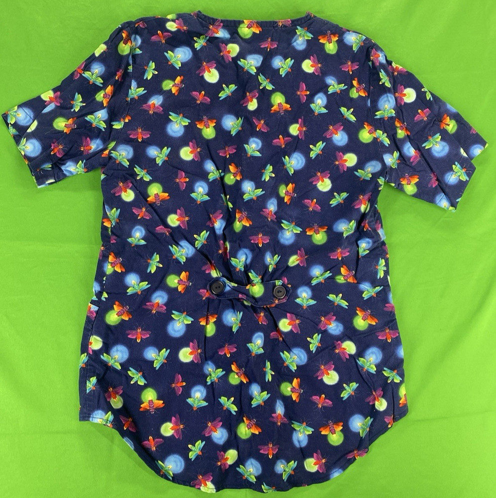 XS Light Bug Patterned Peaches Scrub Top