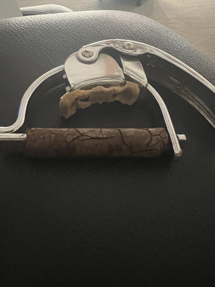 Vintage Hamilton Guitar Capo