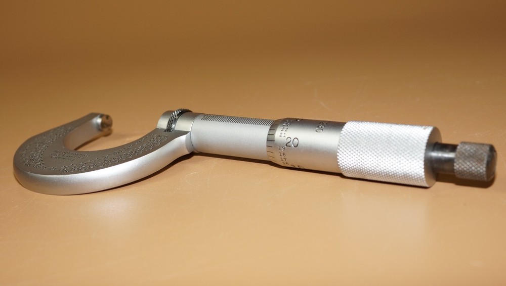 Starrett T230 Outside Micrometer 0-1" Range