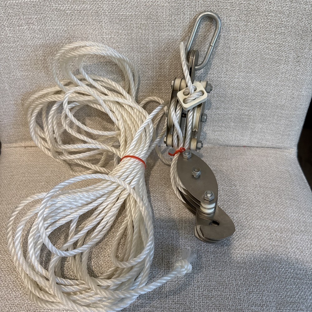 Pulleys and rope/ block & auto hard top for convertible automobile ￼