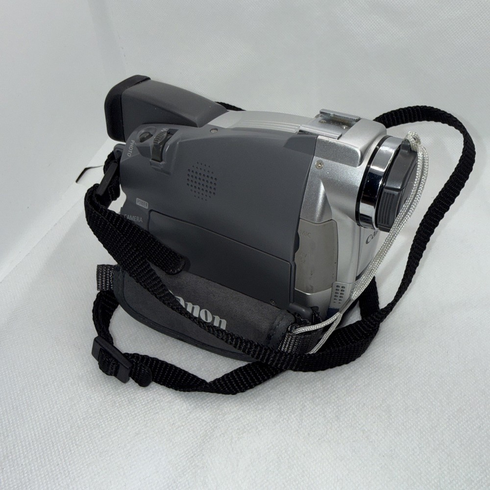 CANON MV600i DVD Compact Digital Video Camcorder Untested