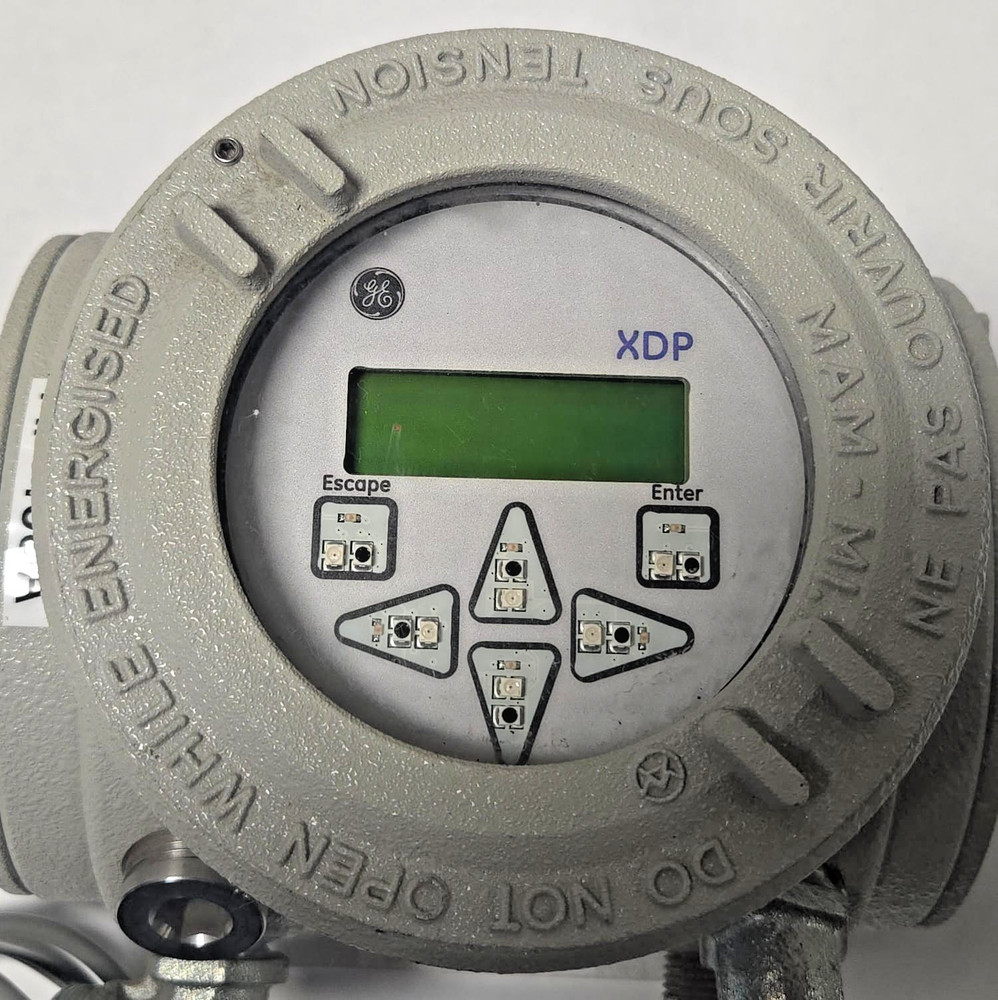 GE XDP-251-1 Explosion Proof Gas Analyzer Transmitter LCD Display 24 VDC 40 W
