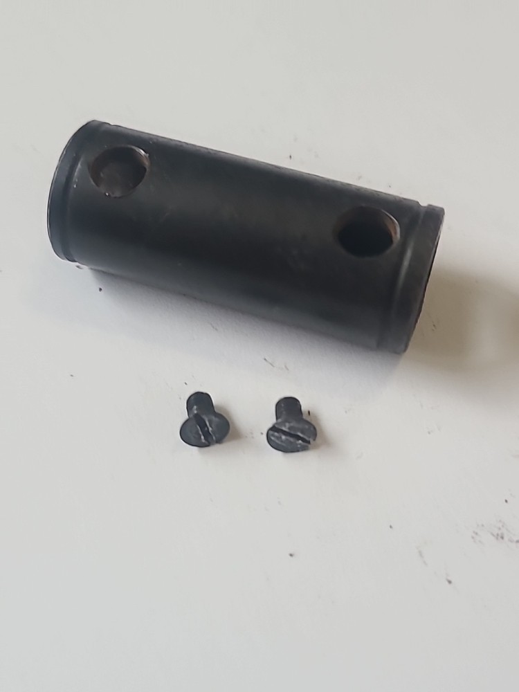 Traditions Buckhunter Inline .50 Cal. Muzzleloader METAL Thimble + screws