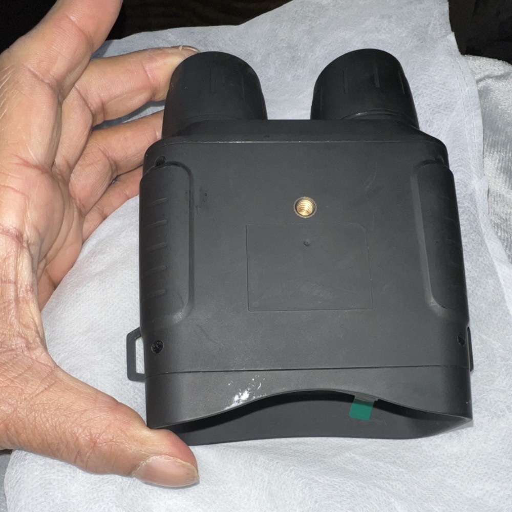 Digital Night Vision Binoculars with IR Illuminator, Digital Display, USB Power