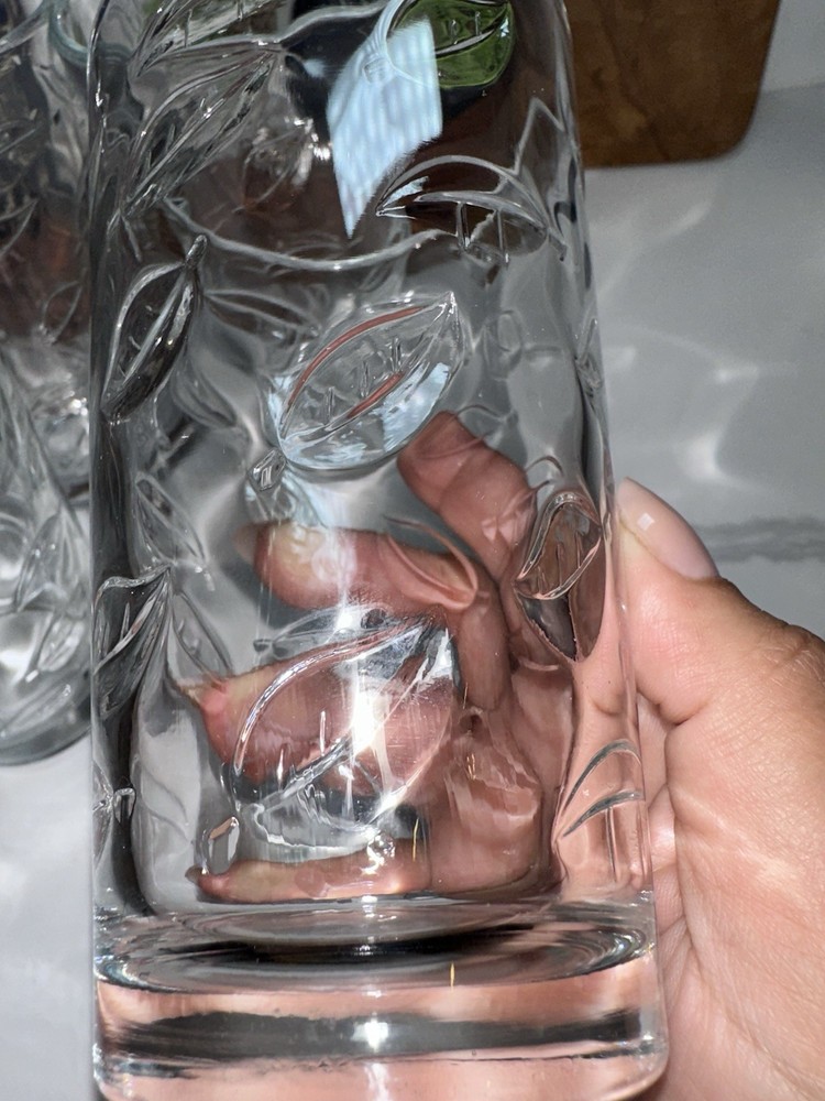 Lot Of 8 Libbey Leaf Pattern Drinking glasses