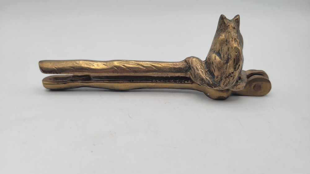 Vintage 5" SQUIRREL Golden SOLID BRASS Nut Cracker OLD