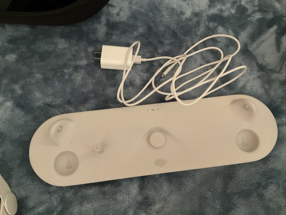 Meta Quest 2 Virtual Reality Headset 256GB bundle (description For More Info)