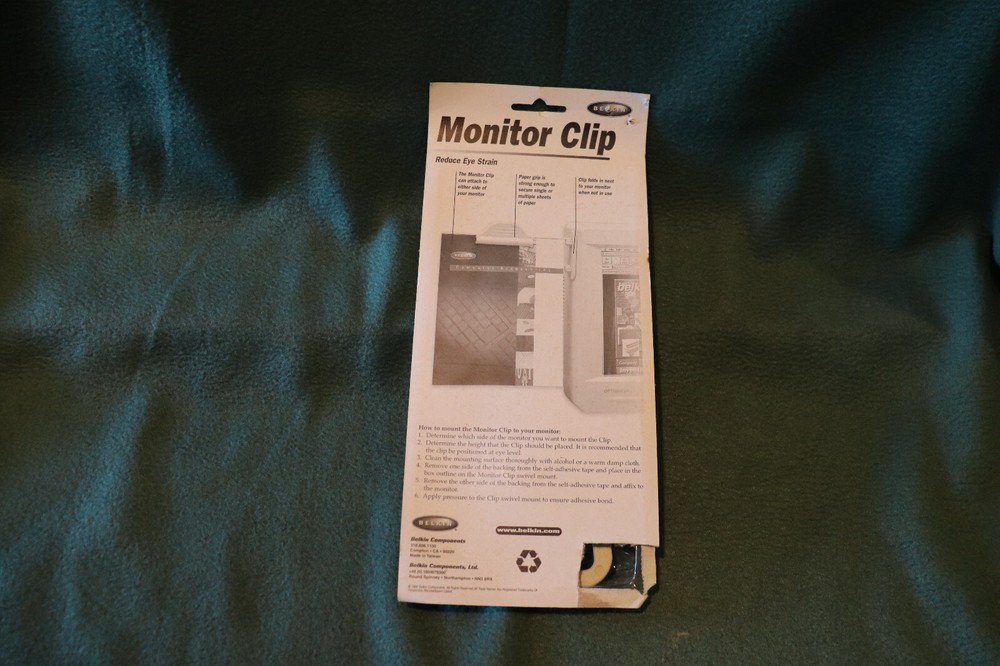 Monitor Clip - Reduce Eye Strain - By Belkin F8E665