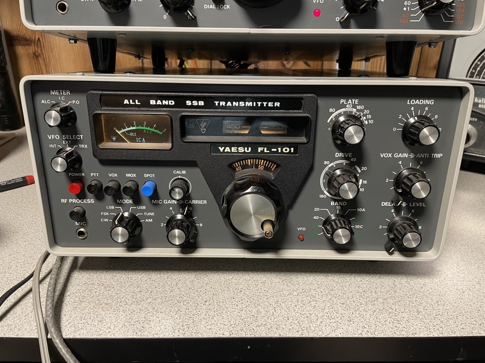 Yaesu FL-101 Transmitter