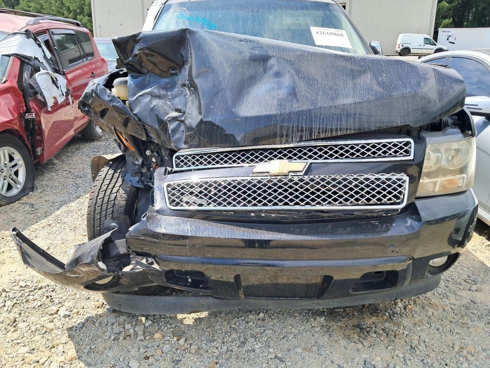 Fuse Box Engine Fits 10-14 ESCALADE 4776207