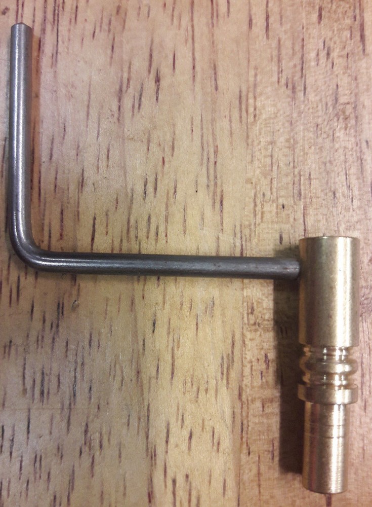 CLOCK CRANK KEY SIZE 4