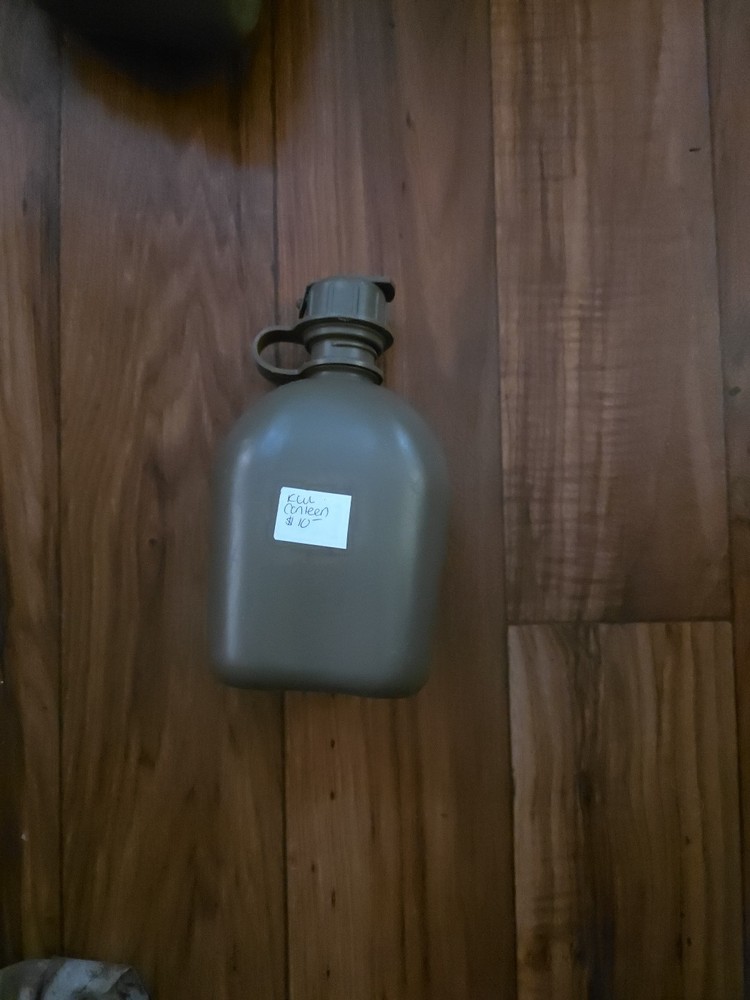 Vintage 1993 Us Plastic Canteen