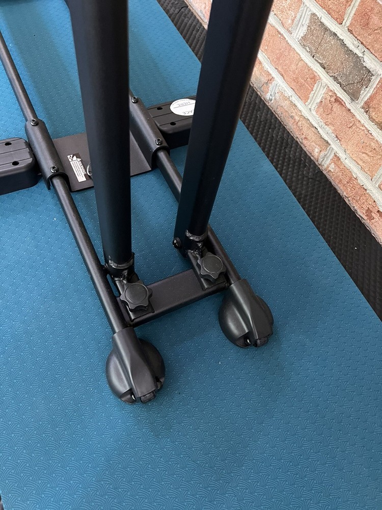 The DB Method Squat Workout/Exercise Machine