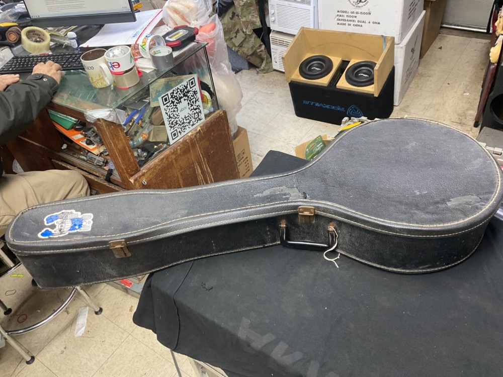 Harmony 5 string banjo Case Included