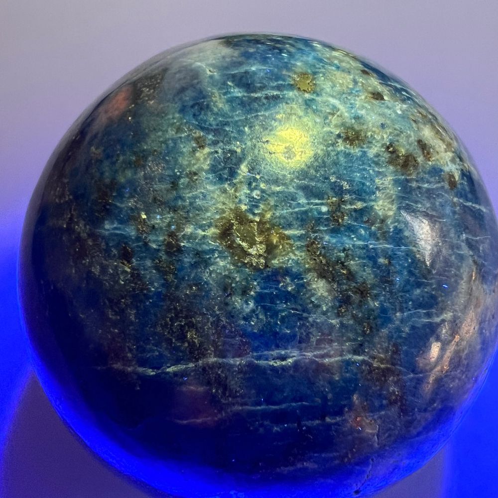 Lapis Lazuli Meditation Sphere UV Reactive