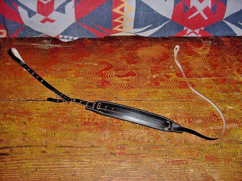 VINTAGE ROCKABILLY GUITAR STRAP LEATHER 1950S