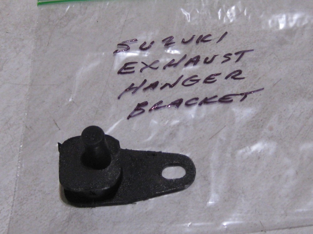 SUZUKI EXH HANGER BRACKET NOS!