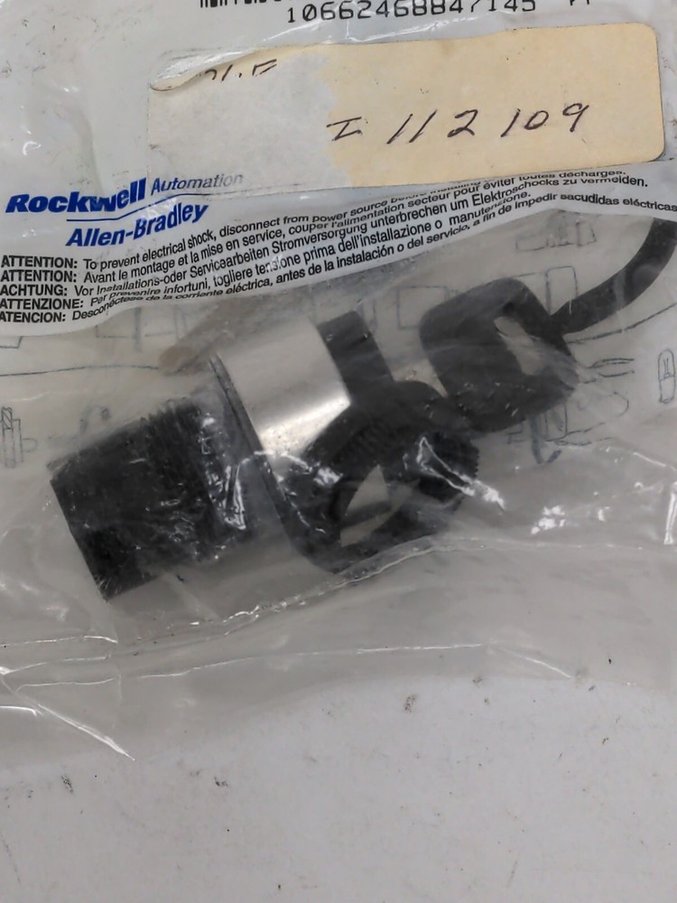 ALLEN BRADLEY 800ES-KM2Z1 SELECTOR SWITCH